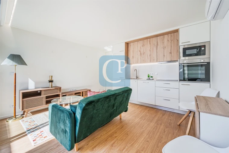 Apartamento T1 para Venda em Paranhos Foto 4
