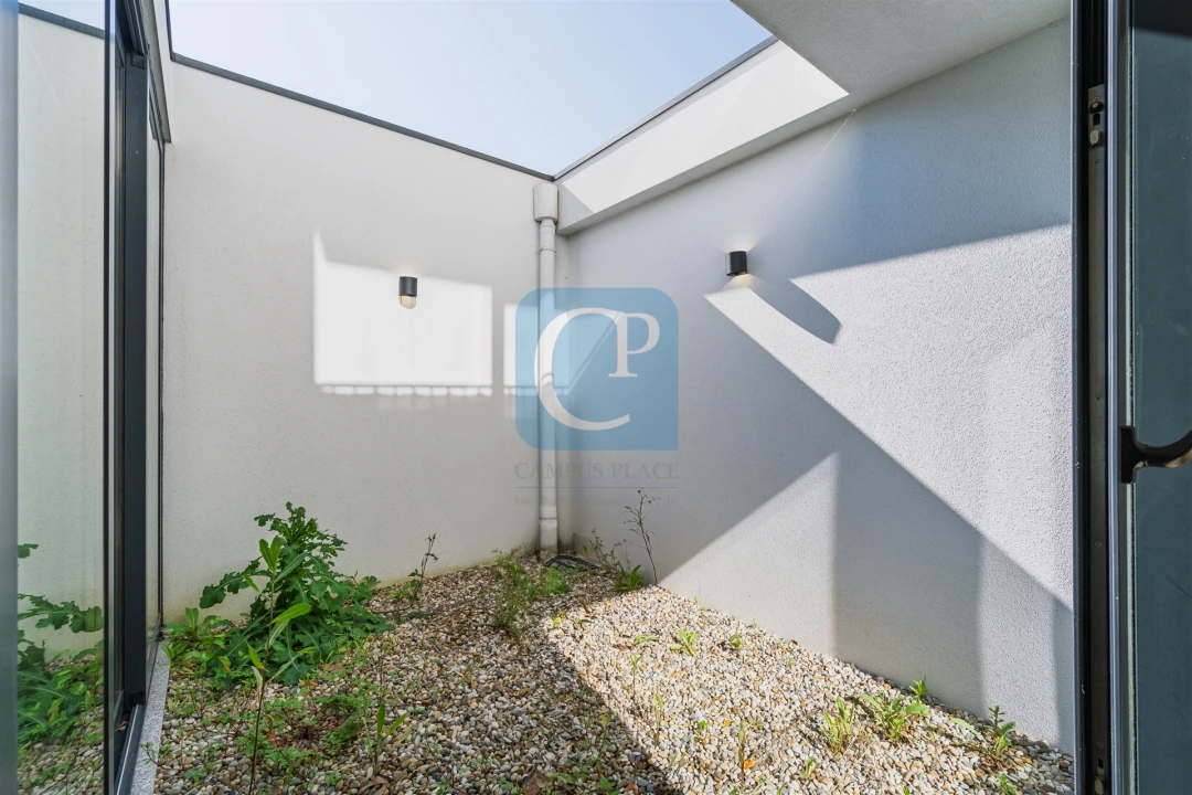 Apartamento T1 para Venda em Paranhos Foto 7