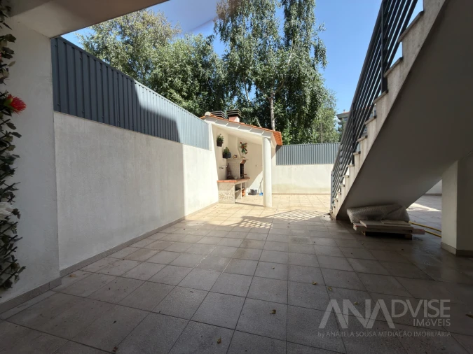Moradia T4 para Venda em Repeses e São Salvador Foto 34