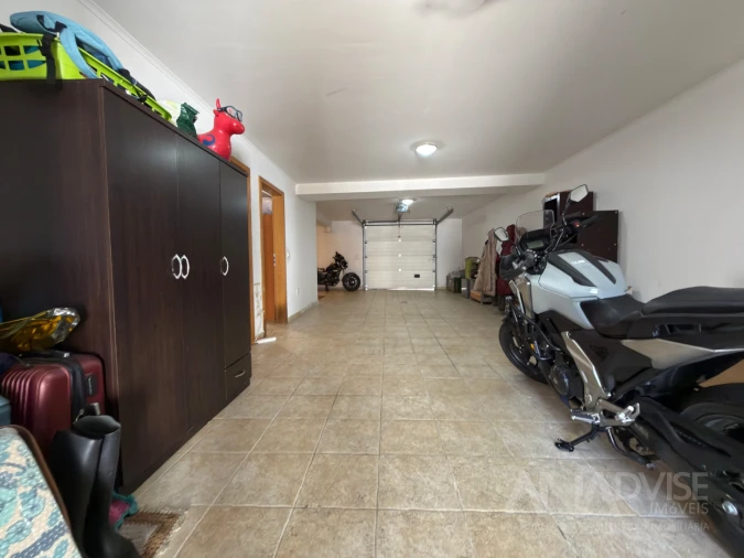 Moradia T4 para Venda em Repeses e São Salvador Foto 38