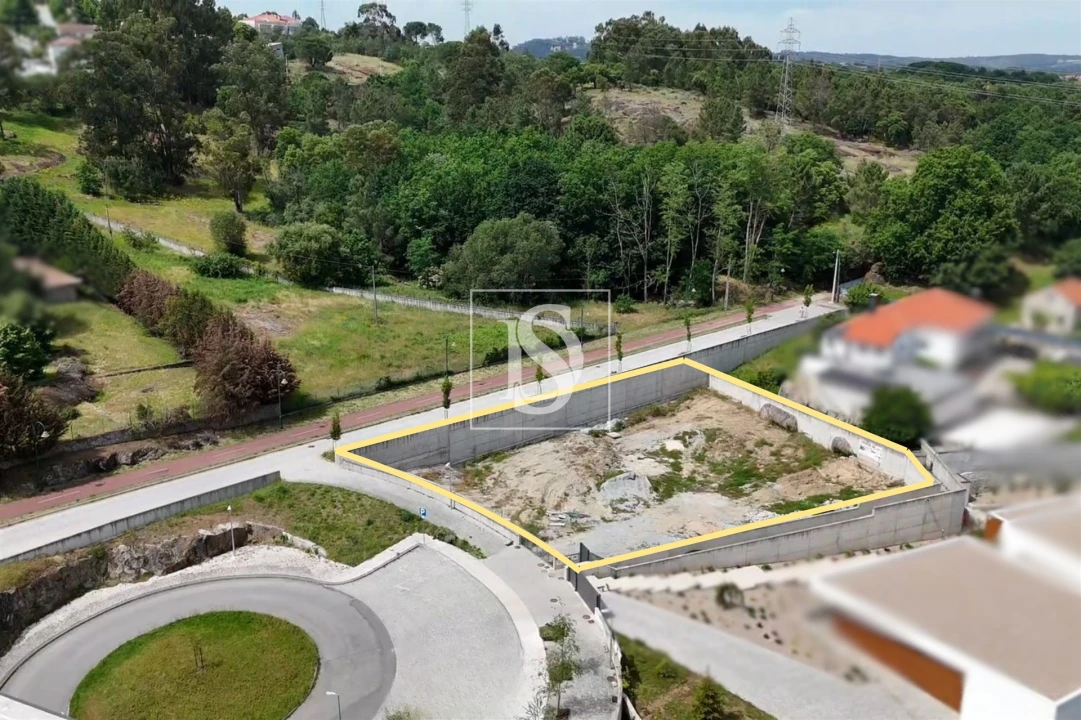 Terreno para Venda em Repeses e São Salvador Foto 3
