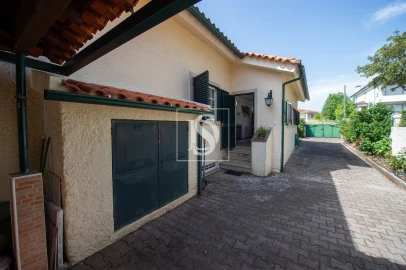 Moradia T4 para Venda em Ranhados