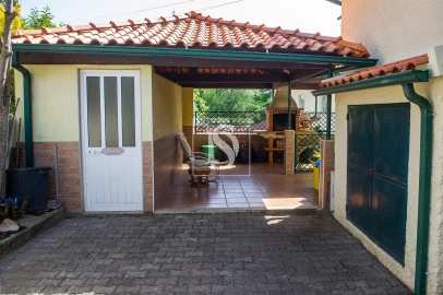 Moradia T4 para Venda em Ranhados