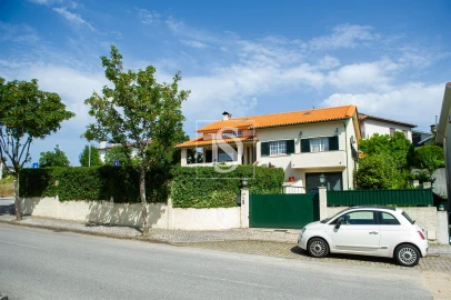 Moradia T4 para Venda em Ranhados