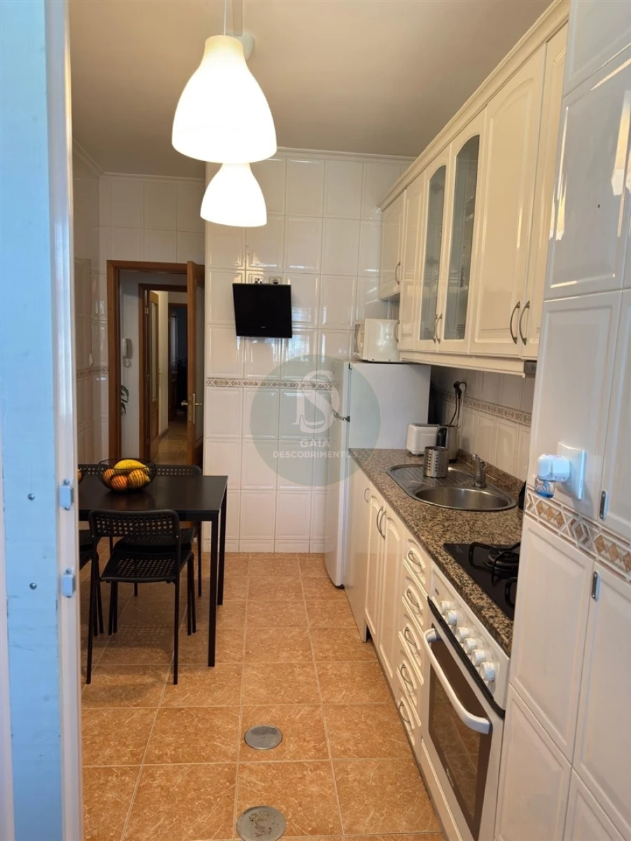 Apartamento T2 para Venda em Oliveira do Douro Foto 2