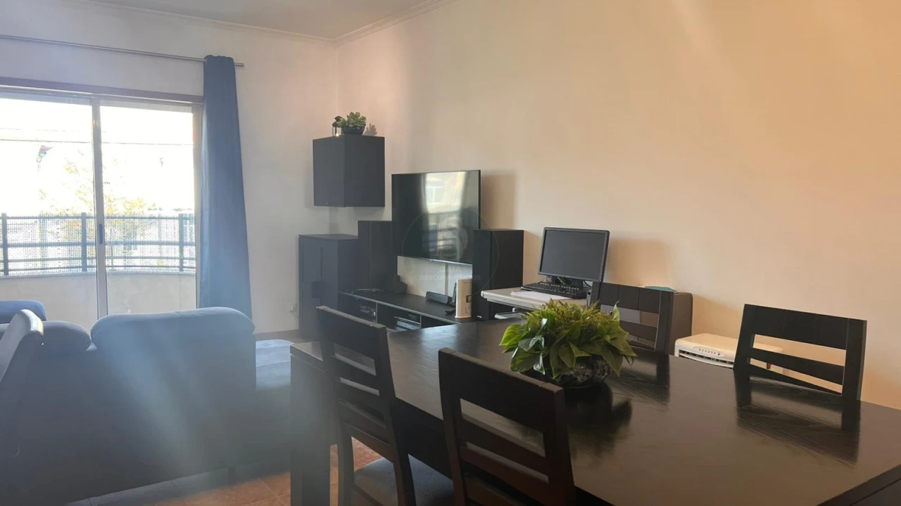 Apartamento T2 para Venda em Oliveira do Douro Foto 9