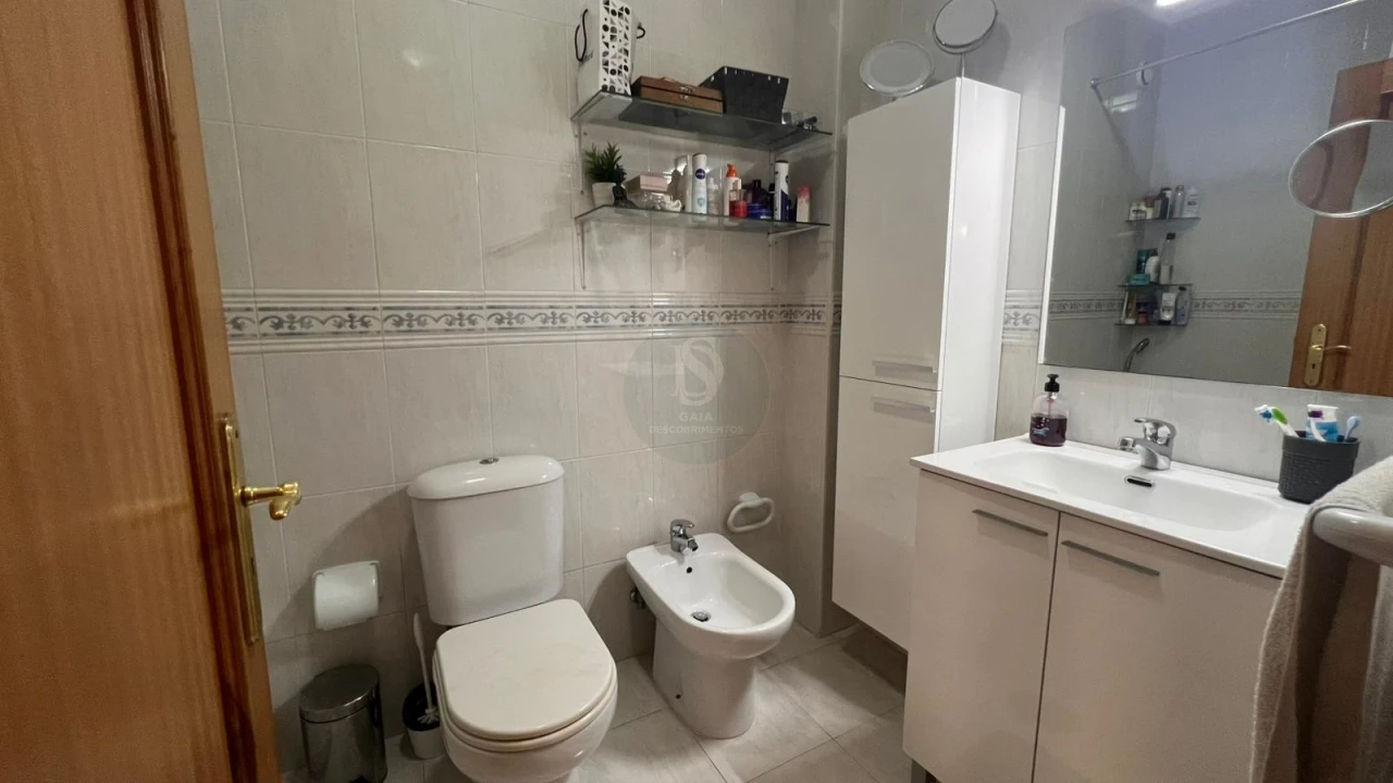 Apartamento T2 para Venda em Oliveira do Douro Foto 16