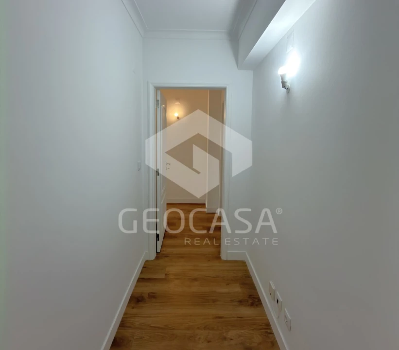 Apartamento T3 para Venda em São Domingos de Benfica Foto 9