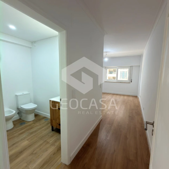 Apartamento T3 para Venda em São Domingos de Benfica Foto 10