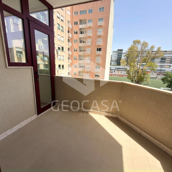 Apartamento T3 para Venda em São Domingos de Benfica Foto 20