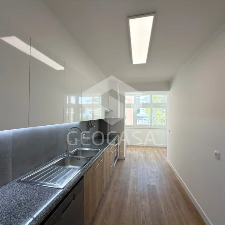 Apartamento T3 para Venda em São Domingos de Benfica Foto 26