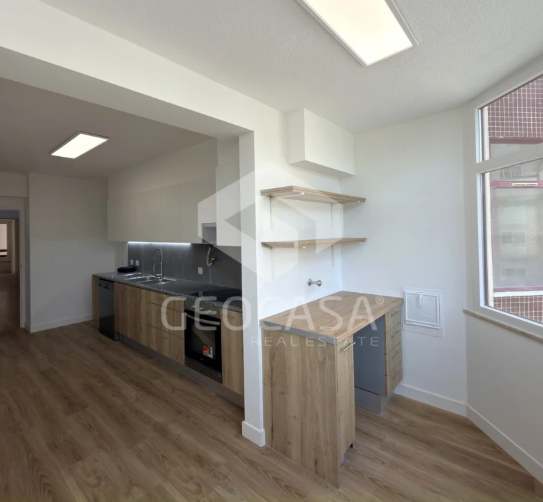 Apartamento T3 para Venda em São Domingos de Benfica Foto 28