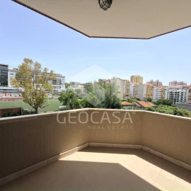 Apartamento T3 para Venda em São Domingos de Benfica