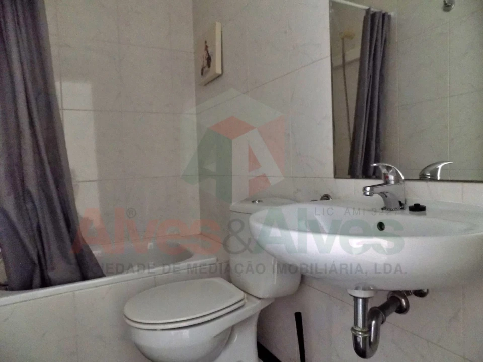 Apartamento T2 para Venda em Cidade da Maia Foto 10