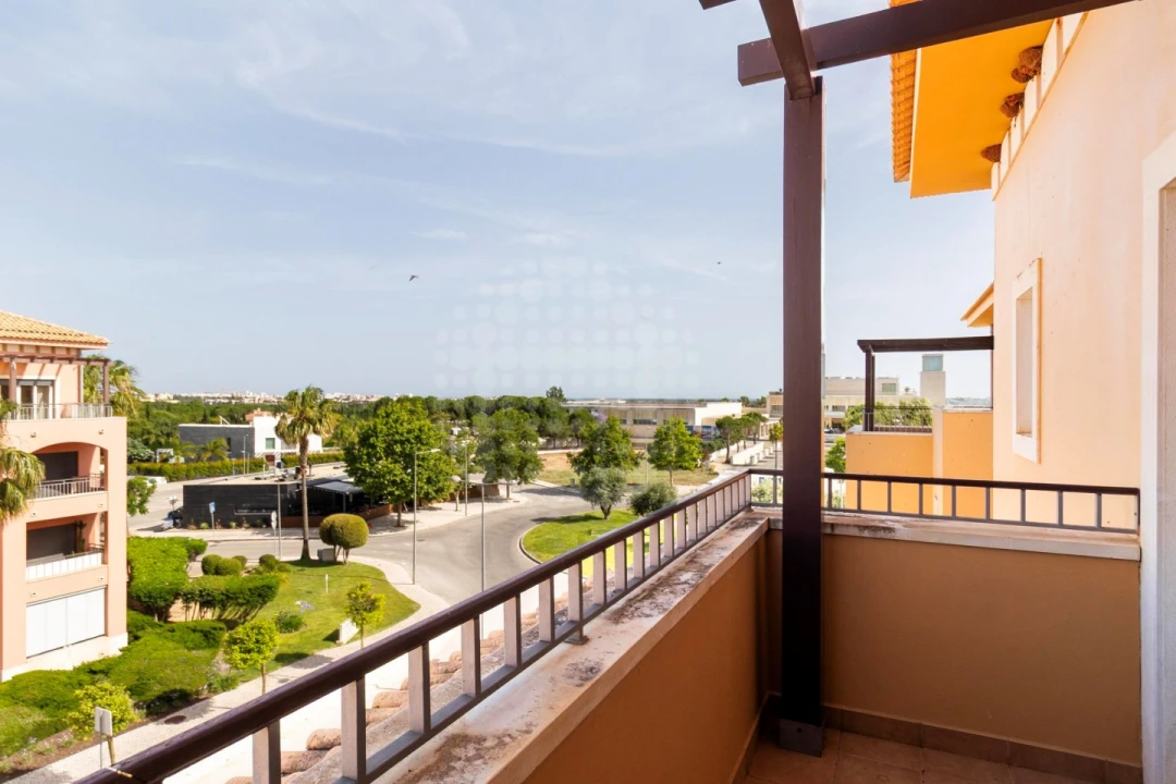 Apartamento T2 para Venda em Quarteira Foto 15