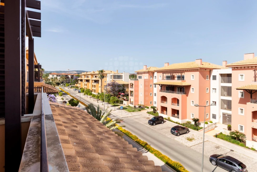 Apartamento T2 para Venda em Quarteira Foto 16