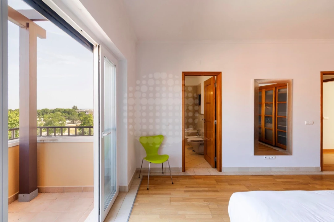 Apartamento T2 para Venda em Quarteira Foto 17