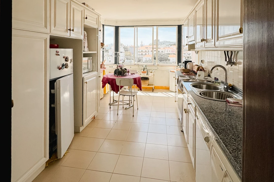 Apartamento T2 para Venda em Cascais e Estoril Foto 2