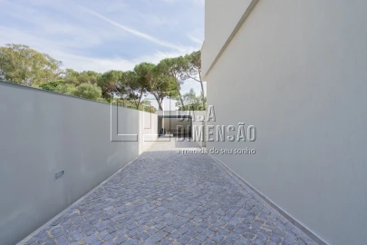 Moradia T3 para Venda em Barcarena