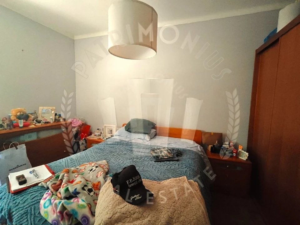 Apartamento T2 para Venda em Carcavelos e Parede Foto 5