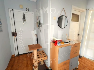 Apartamento T2 para Venda em Carcavelos e Parede