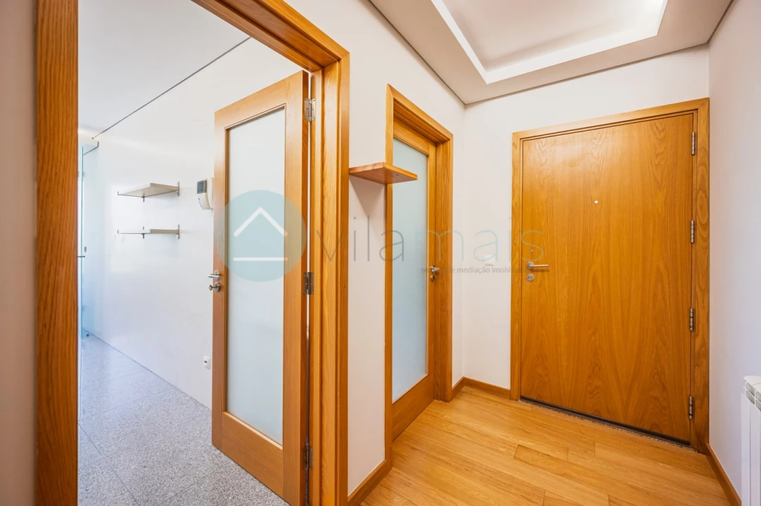 Apartamento T1 para Venda em Paranhos Foto 8