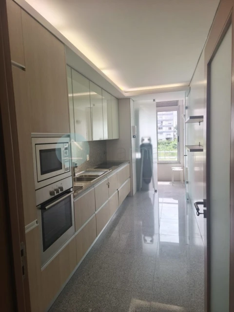 Apartamento T1 para Venda em Paranhos
