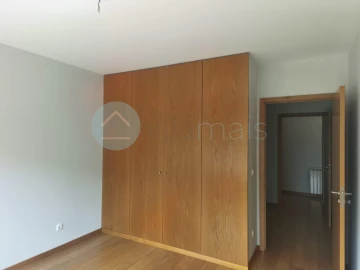 Apartamento T1 para Venda em Paranhos