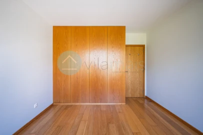 Apartamento T1 para Venda em Paranhos