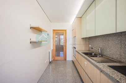 Apartamento T1 para Venda em Paranhos