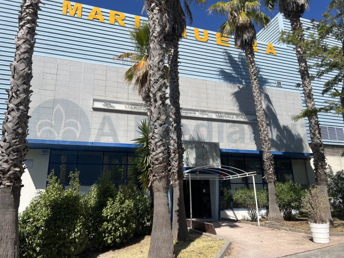 Armazém para Venda em Vialonga Foto 3