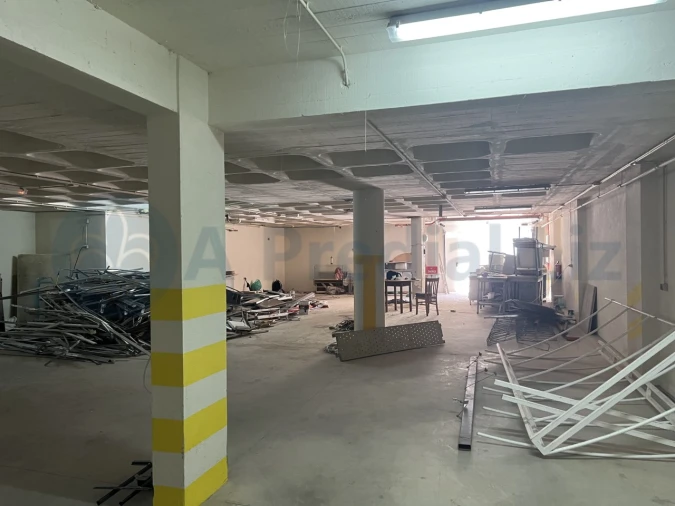 Armazém para Venda em Vialonga Foto 5