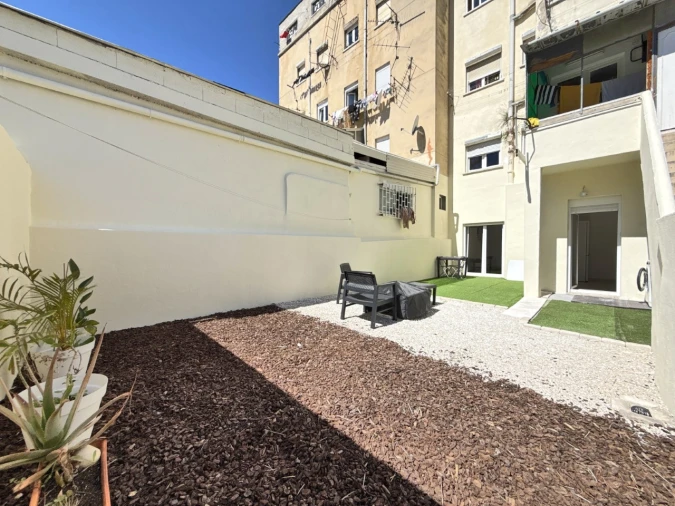 Apartamento T1 para Venda em Camarate, Unhos e Apelação Foto 22