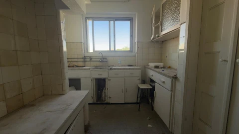 Apartamento T4 para Venda em Alvalade