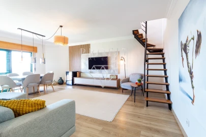 Apartamento T4 para Venda em São Domingos de Rana