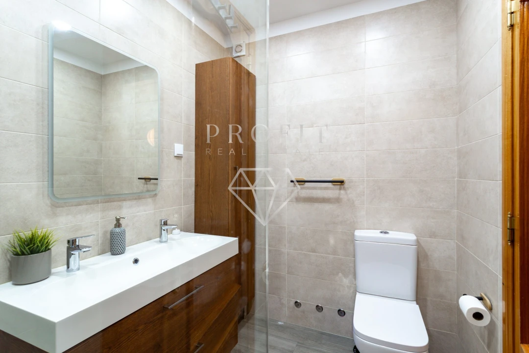 Apartamento T4 para Venda em São Domingos de Rana Foto 12