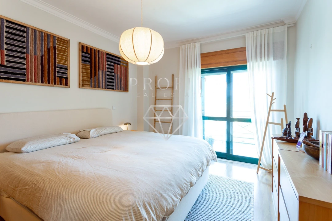 Apartamento T4 para Venda em São Domingos de Rana Foto 19