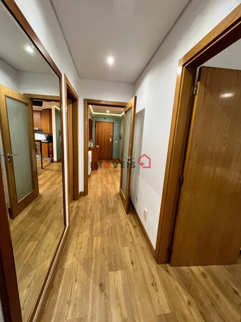 Apartamento T1 para Venda em Parceiros e Azoia