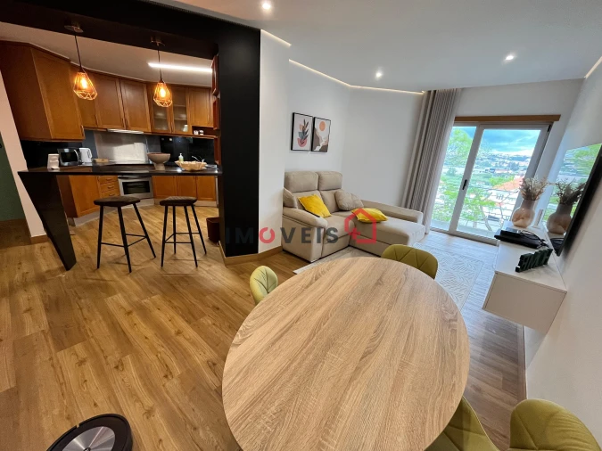 Apartamento T1 para Venda em Parceiros e Azoia Foto 2
