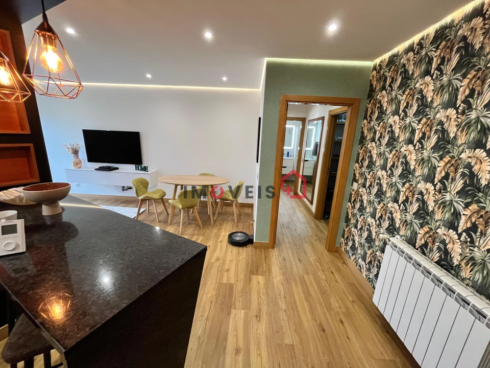 Apartamento T1 para Venda em Parceiros e Azoia Foto 4