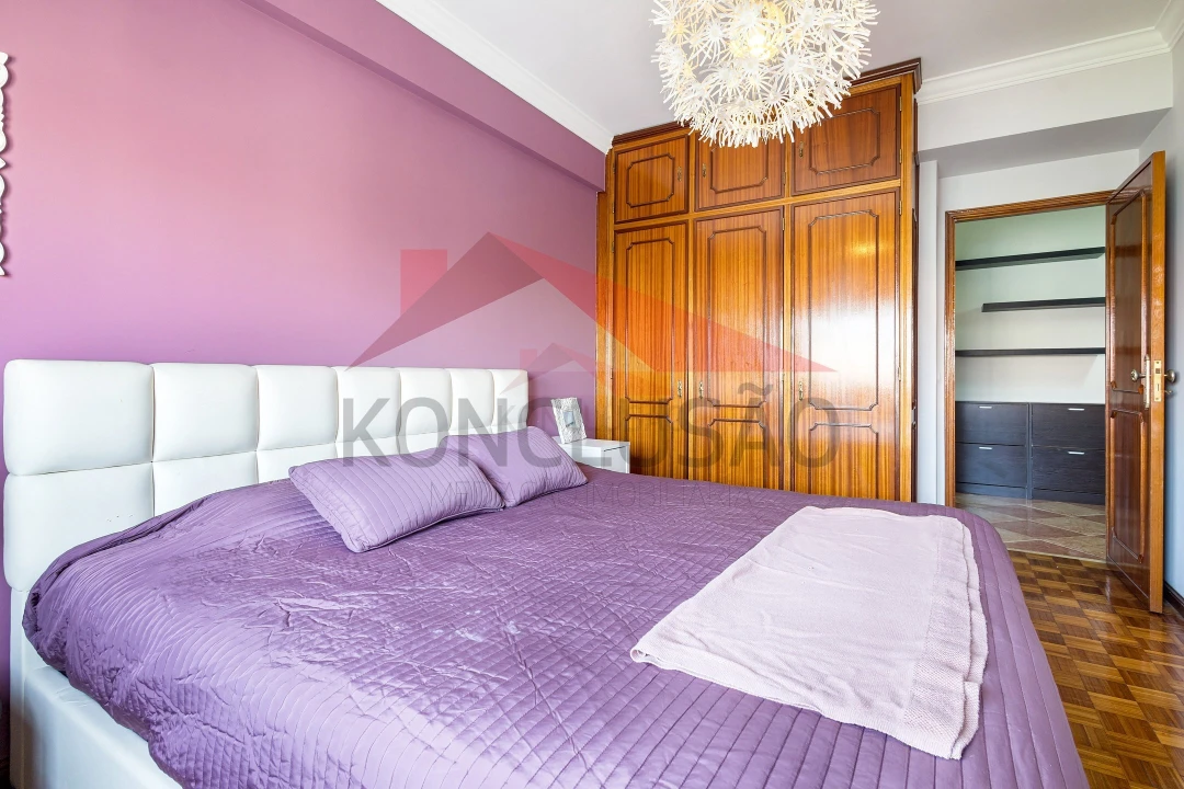 Apartamento T2 para Venda em Odivelas Foto 17