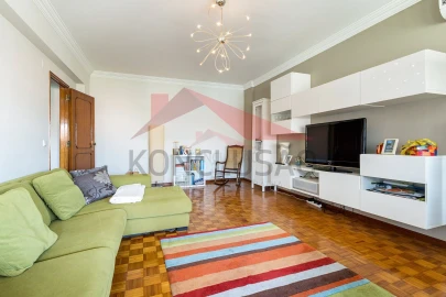 Apartamento T2 para Venda em Odivelas