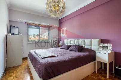 Apartamento T2 para Venda em Odivelas