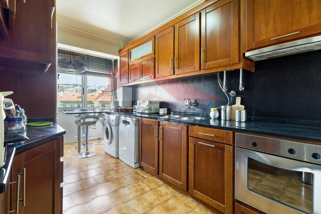 Apartamento T2 para Venda em Odivelas Foto 10