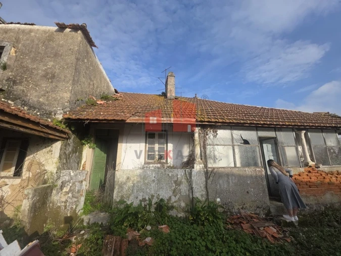 Moradia T3 para Venda em Maceira Foto 3