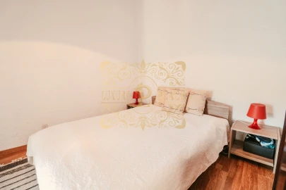 Apartamento T2 para Venda em Sesimbra (Santiago)