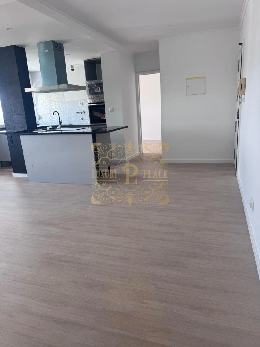 Apartamento T3 para Venda em Caparica e Trafaria Foto 12