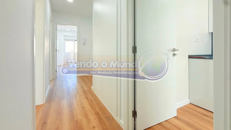 Apartamento T2 para Venda em Alverca do Ribatejo e Sobralinho Foto 4