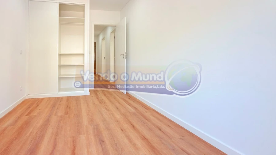 Apartamento T2 para Venda em Alverca do Ribatejo e Sobralinho Foto 15