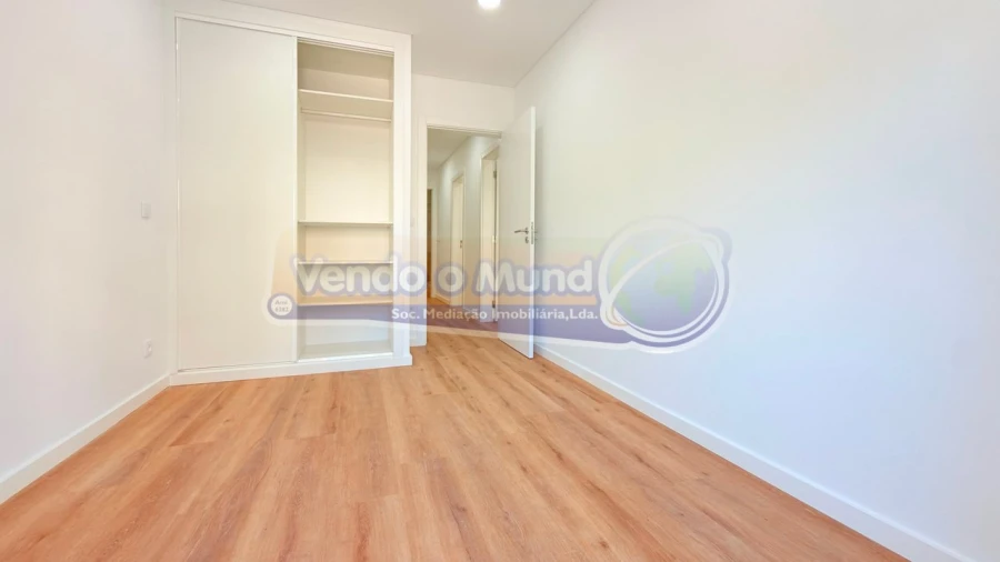 Apartamento T2 para Venda em Alverca do Ribatejo e Sobralinho Foto 14